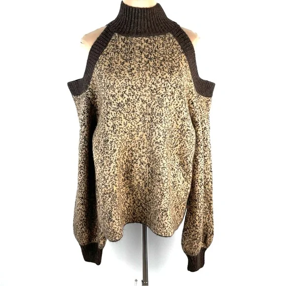 NWT POL “Classy Sassy” cold shoulder sweater - Picture 2 of 7